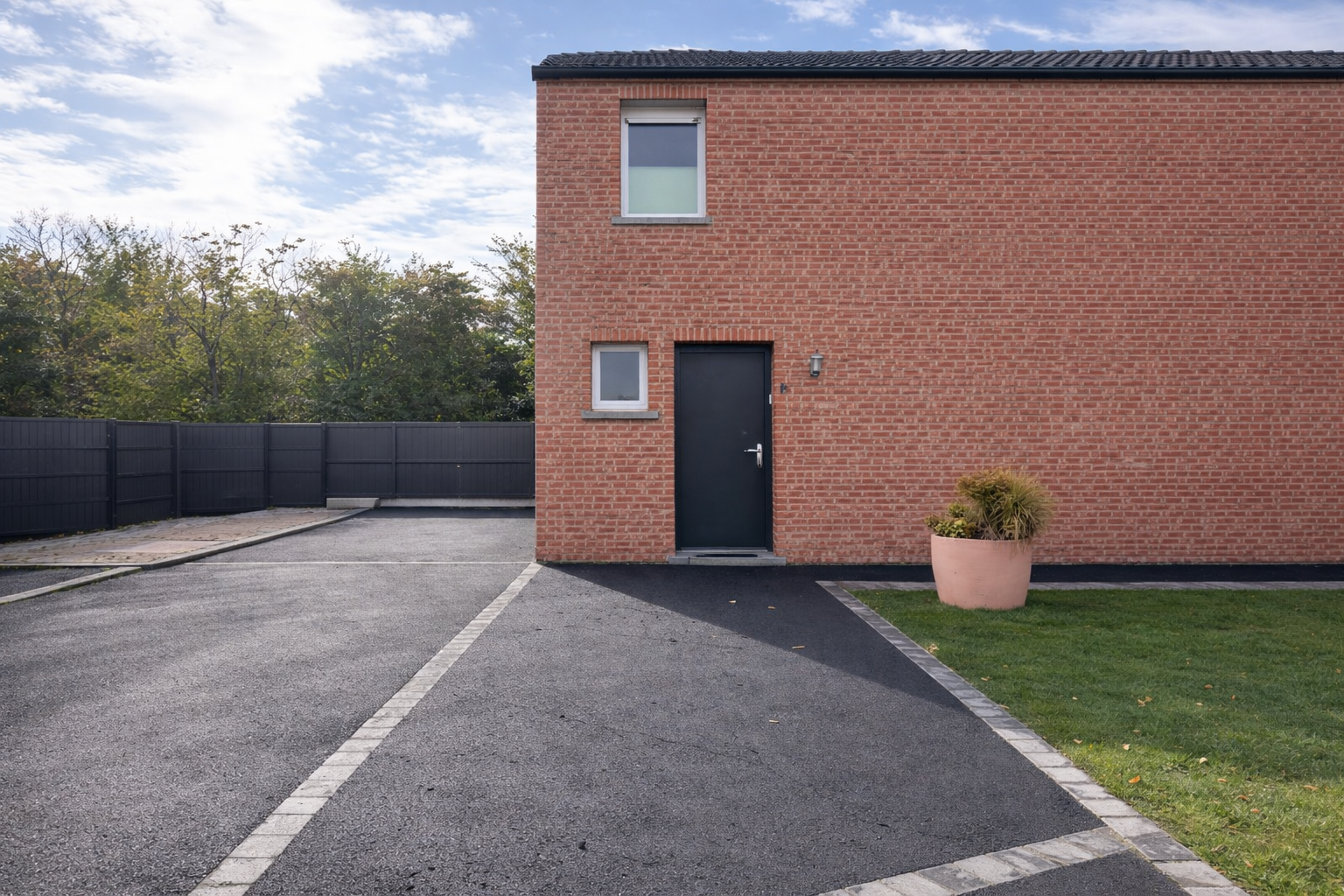 Accès garage en macadam